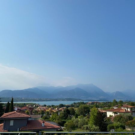 Flowers & Garden Apartment Con Vista Lago Manerba del Garda Εξωτερικό φωτογραφία