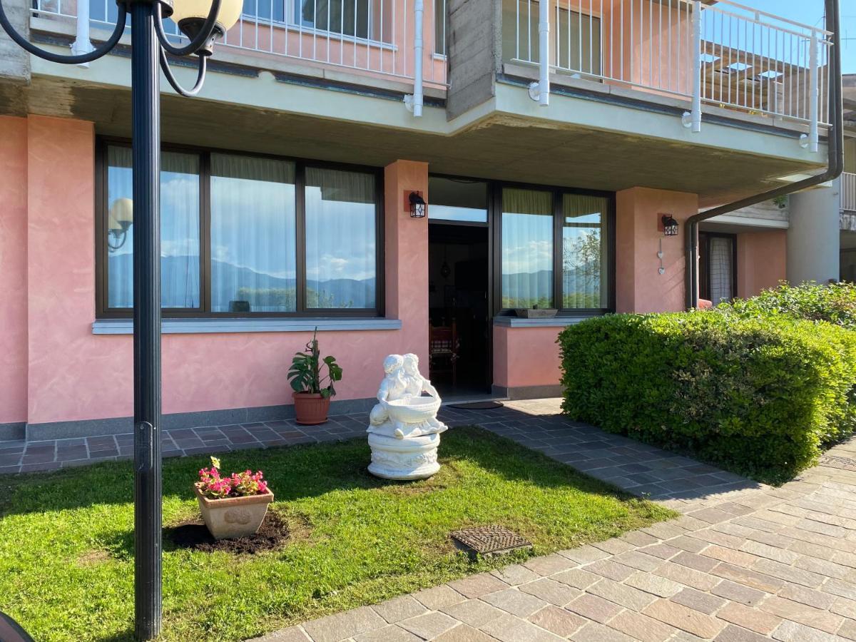 Flowers & Garden Apartment Con Vista Lago Manerba del Garda Εξωτερικό φωτογραφία
