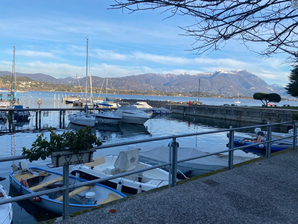 Flowers & Garden Apartment Con Vista Lago Manerba del Garda Εξωτερικό φωτογραφία