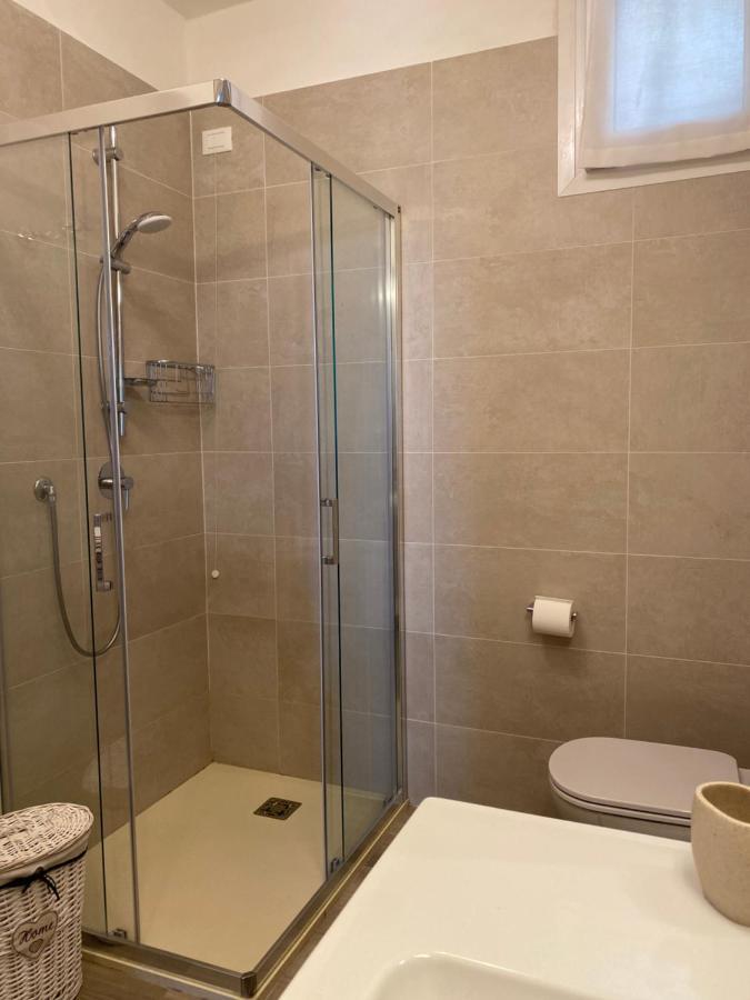 Flowers & Garden Apartment Con Vista Lago Manerba del Garda Εξωτερικό φωτογραφία